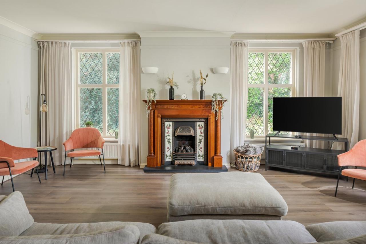 Beautiful English Villa With Hottub Zuidwolde  Exteriör bild